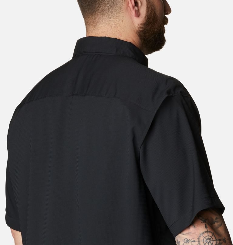 Men's Columbia Utilizer II Solid Short Sleeve Shirts Black | Plus Size CA-Q0L16